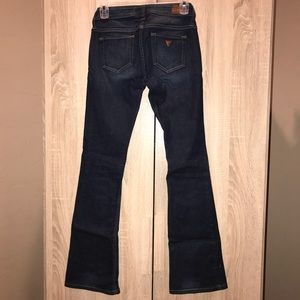 Women’s GUESS jeans size 24